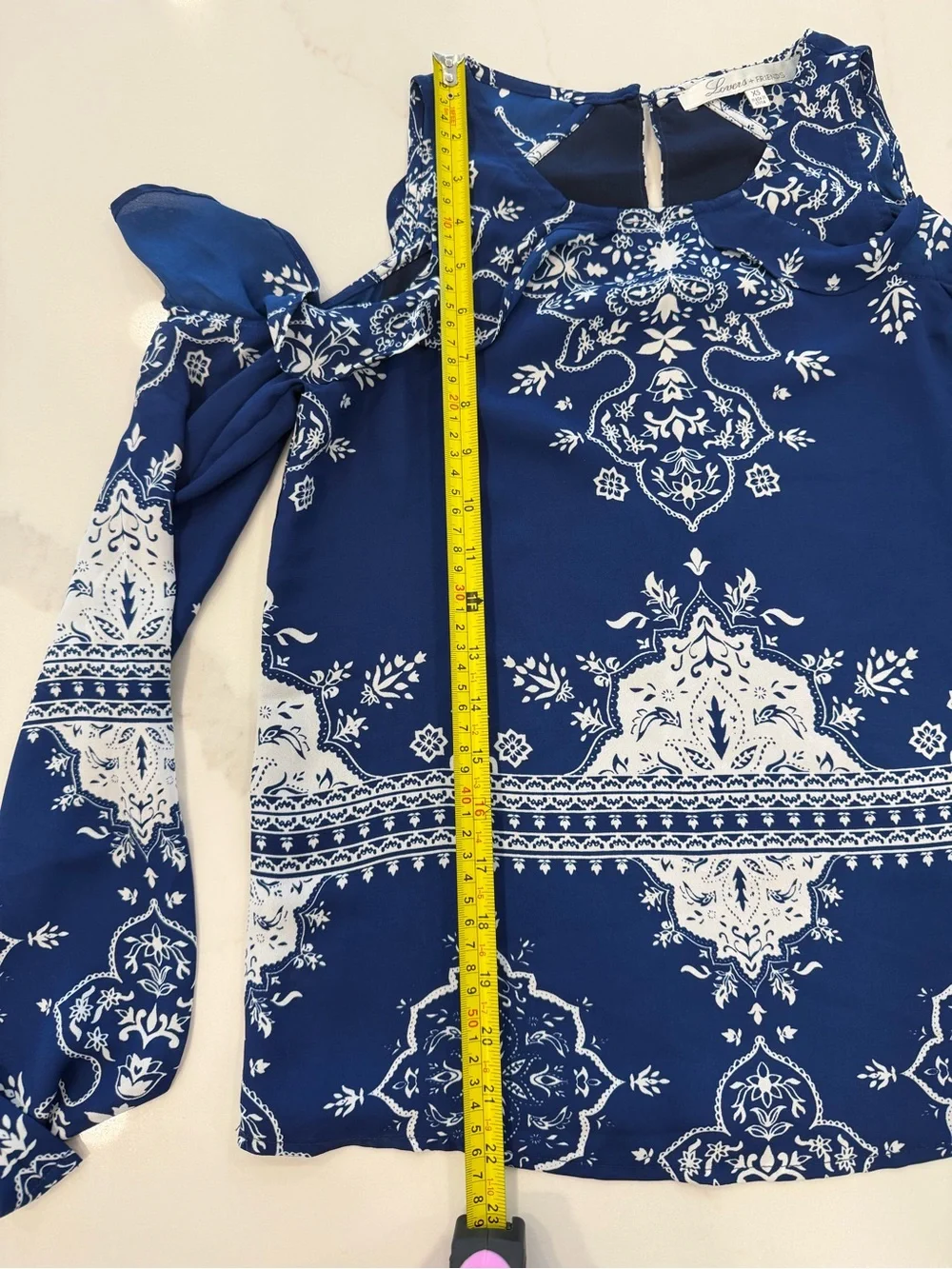 Lovers + Friends Blue Paisley Cold Shoulder Ruffle Vacation Blouse XS - Picture 11 of 11